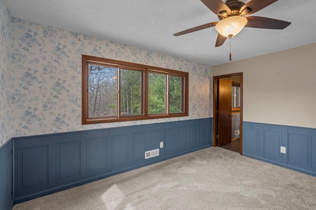 16320 Saint Marys Drive S, Saint Mary's Point, MN 55043