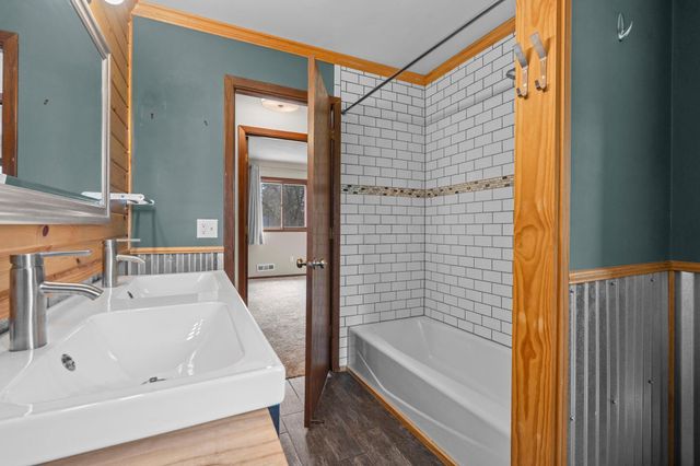 16320 Saint Marys Drive S, Saint Mary's Point, MN 55043