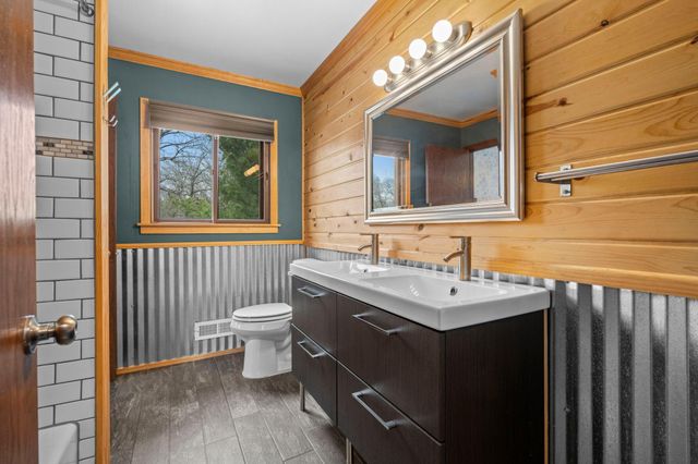 16320 Saint Marys Drive S, Saint Mary's Point, MN 55043