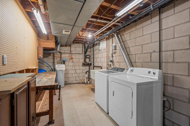 16320 Saint Marys Drive S, Saint Mary's Point, MN 55043