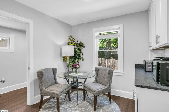 9 Callahan Avenue, Greenville, SC 29617