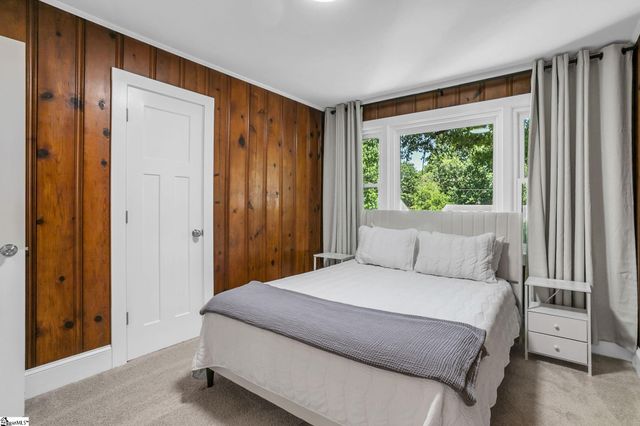 9 Callahan Avenue, Greenville, SC 29617