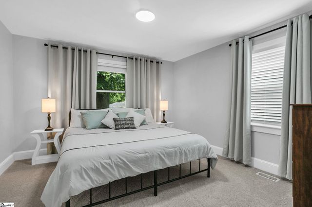 9 Callahan Avenue, Greenville, SC 29617