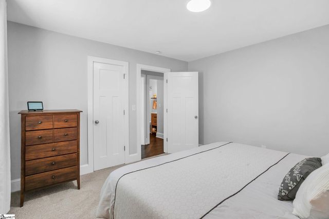 9 Callahan Avenue, Greenville, SC 29617