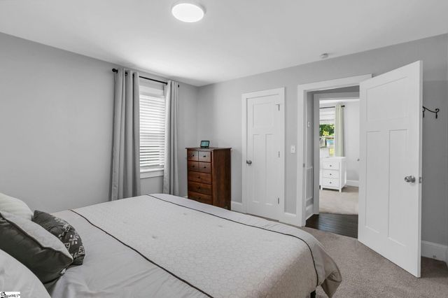 9 Callahan Avenue, Greenville, SC 29617