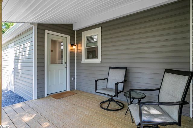 9 Callahan Avenue, Greenville, SC 29617