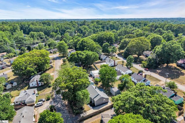 9 Callahan Avenue, Greenville, SC 29617