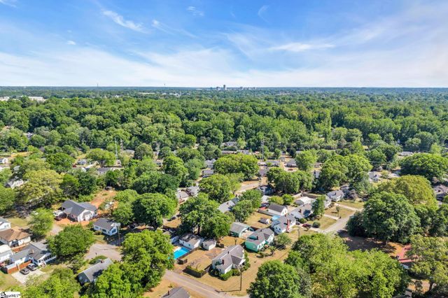 9 Callahan Avenue, Greenville, SC 29617