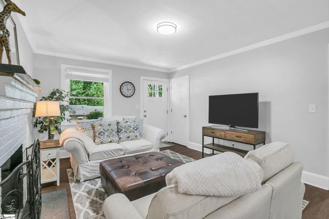 9 Callahan Avenue, Greenville, SC 29617