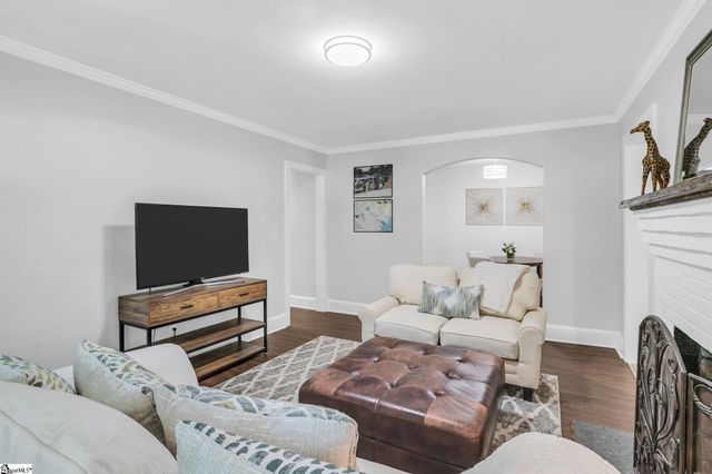 9 Callahan Avenue, Greenville, SC 29617