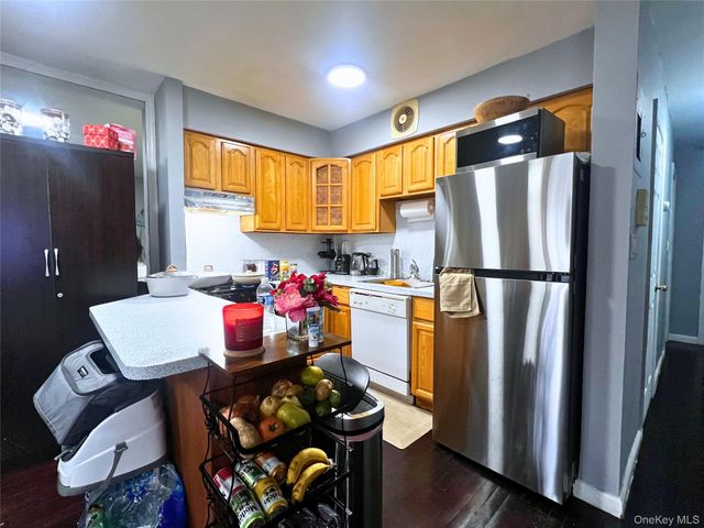 5-21 128th Street, College Point, NY 11356