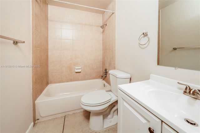 586 Udell Ln 0, Delray Beach, FL 33445