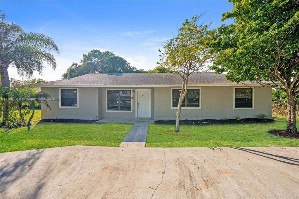 586 Udell Ln 0, Delray Beach, FL 33445