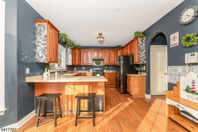 12 Foxwood Ln, Lopatcong Twp., NJ 08865