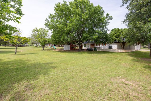 4312 Rhea Road, Granbury, TX 76049