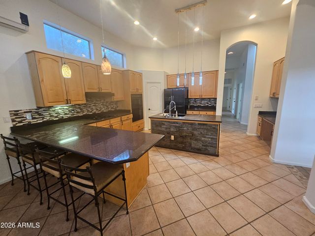 5220 E WAGONER Road, Scottsdale, AZ 85254