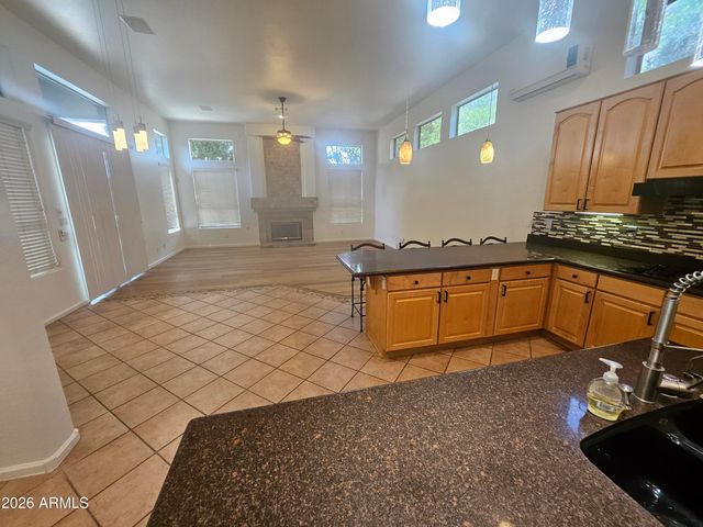 5220 E WAGONER Road, Scottsdale, AZ 85254