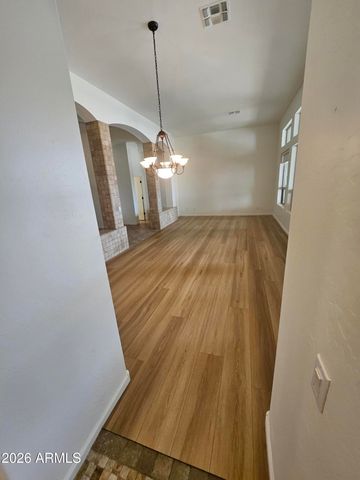 5220 E WAGONER Road, Scottsdale, AZ 85254