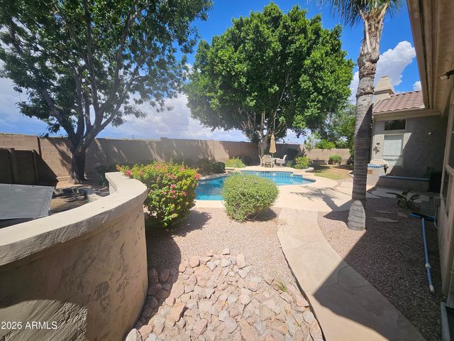 5220 E WAGONER Road, Scottsdale, AZ 85254