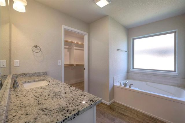 16770 S Hall Street, Olathe, KS 66062