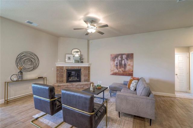 16770 S Hall Street, Olathe, KS 66062