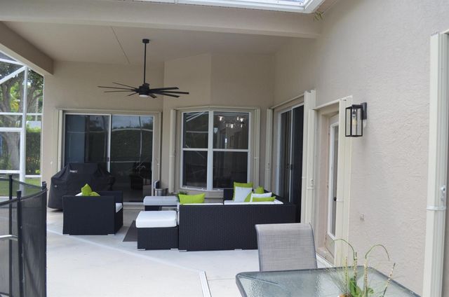 9242 Olmstead Drive, Lake Worth, FL 33467
