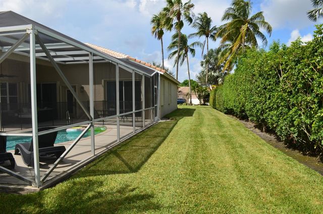 9242 Olmstead Drive, Lake Worth, FL 33467