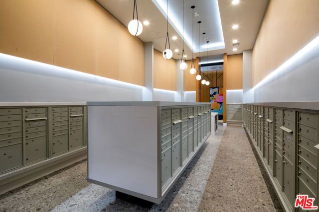 750 S Oxford Avenue 710, Los Angeles, CA 90005