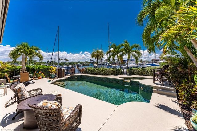 3213 Sunset Key CIR, Punta Gorda, FL 33955