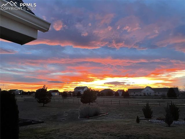 685 Green Gables Way, Bennett, CO 80102