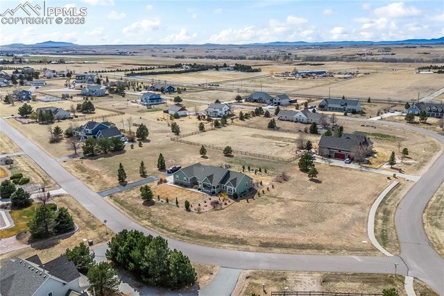 685 Green Gables Way, Bennett, CO 80102