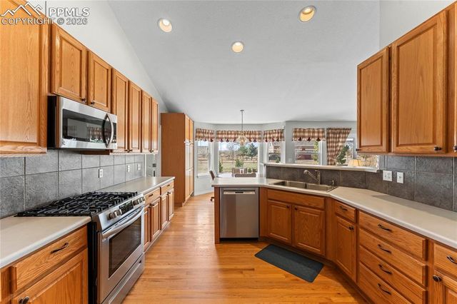 685 Green Gables Way, Bennett, CO 80102