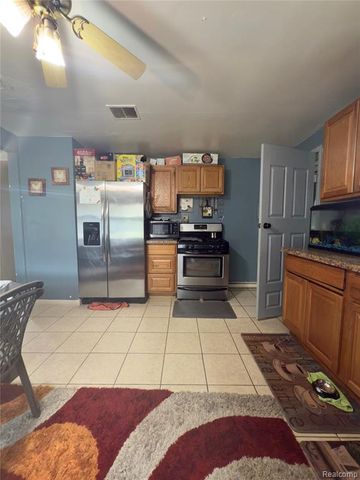 148 Rosemary Street, Dearborn Heights, MI 48127