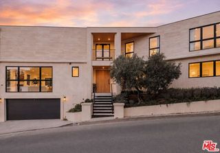 1417 Bluebird Avenue, Los Angeles, CA 90069