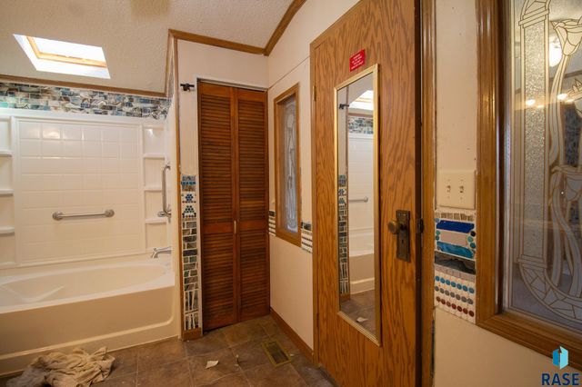 6504 W Jade Pl, Sioux Falls, SD 57106