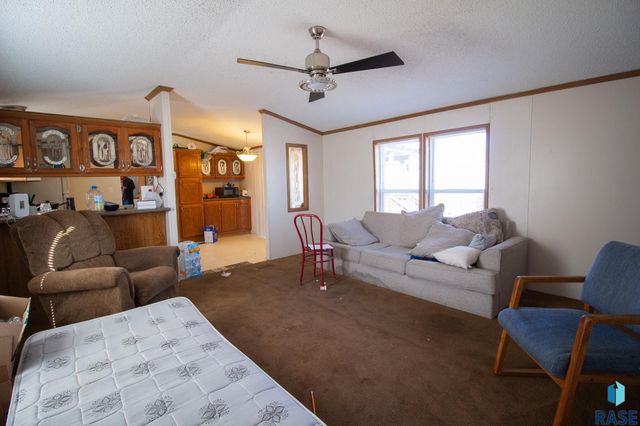 6504 W Jade Pl, Sioux Falls, SD 57106