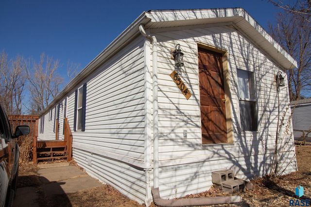 6504 W Jade Pl, Sioux Falls, SD 57106