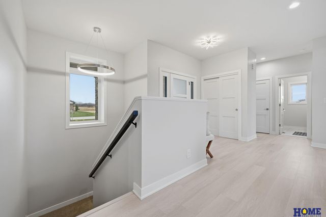 9833 S 42nd Street, Lincoln, NE 68516