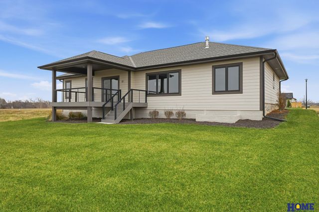 9833 S 42nd Street, Lincoln, NE 68516