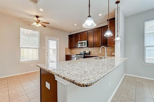 9219 Carlin Bend Lane, Houston, TX 77095