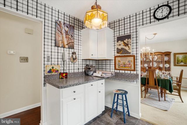 12 OAKLEAF CIR, Shrewsbury, PA 17361