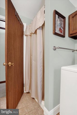 12 OAKLEAF CIR, Shrewsbury, PA 17361