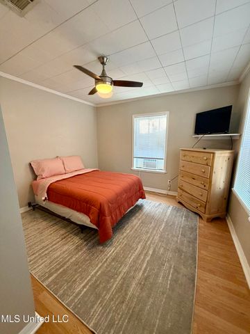 5018 Arthur Street, Moss Point, MS 39563