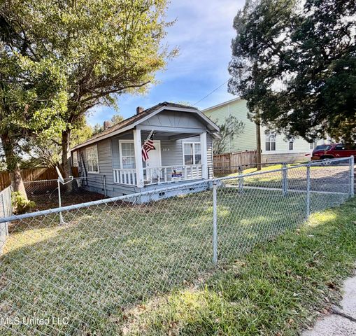 5018 Arthur Street, Moss Point, MS 39563