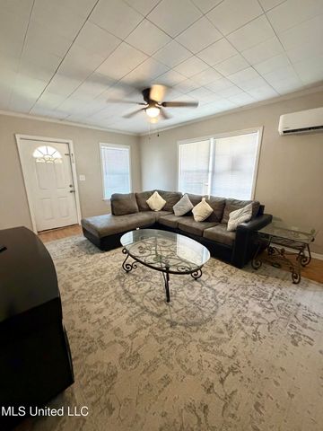 5018 Arthur Street, Moss Point, MS 39563