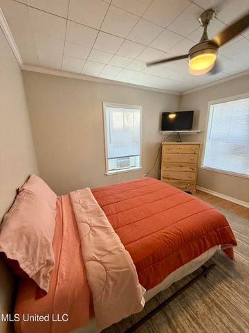 5018 Arthur Street, Moss Point, MS 39563