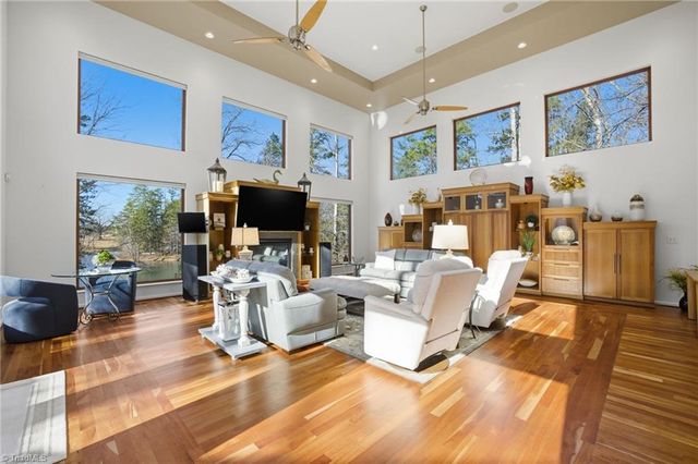 637 Wildflower Trail, Lexington, NC 27295