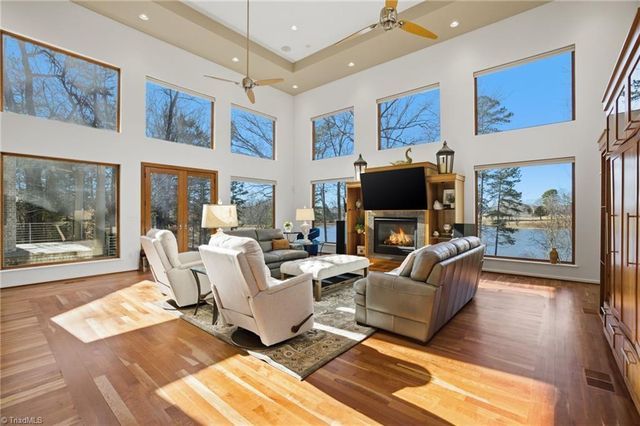 637 Wildflower Trail, Lexington, NC 27295