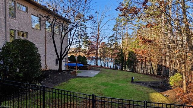 637 Wildflower Trail, Lexington, NC 27295