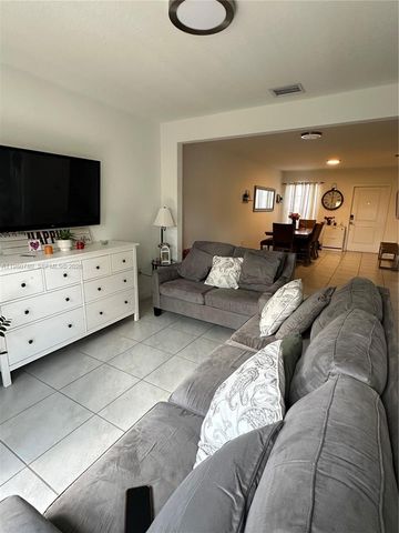 497 NE 4th Street, Florida City, FL 33034